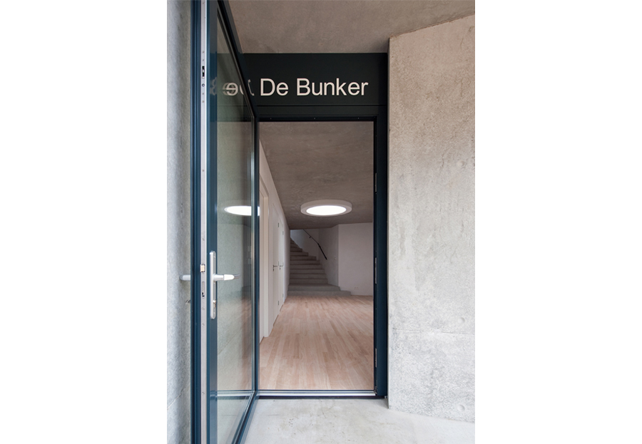 05 website zeegse 1112157 corr wit